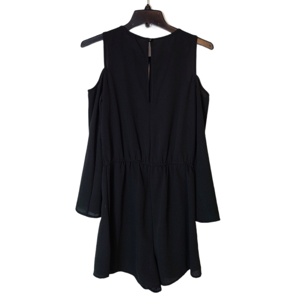 Bebop Long Sleeve Embroidered Rose Black Romper XS Preowned - Picture 9 of 9